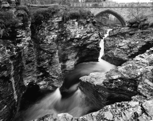 LINN OF DEE